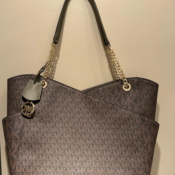 Michael Kors jet set large logo shoulder bag w dust bag - Picture 6 of 10